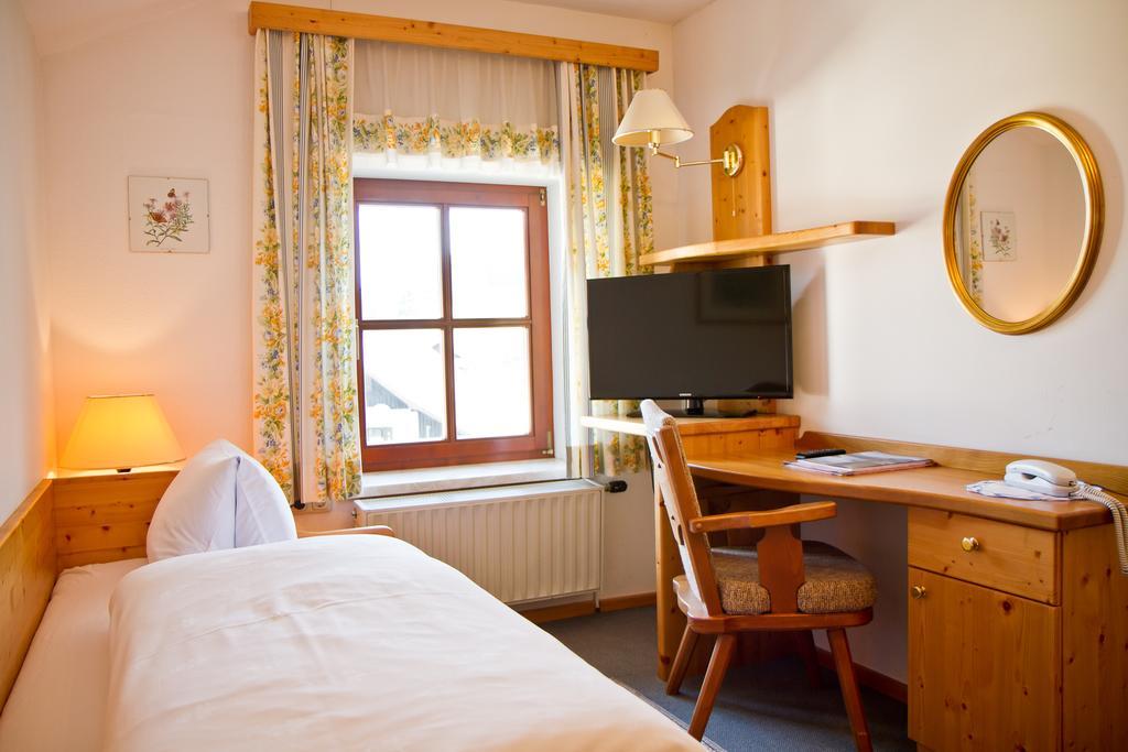 Gasthof-Hotel Bramosen Weyregg Chambre photo